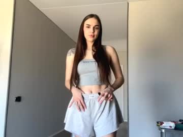 Odelynafreestone Chaturbate stream image from April 16, 2025