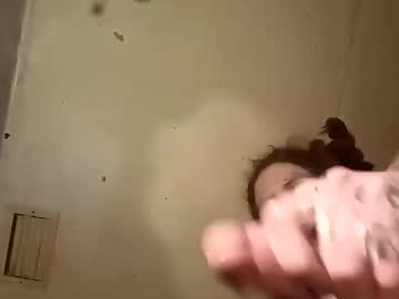 Bigdickwookz Chaturbate stream image from April 16, 2025