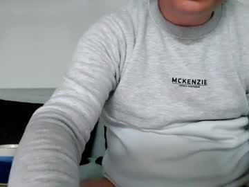 Lovepusy87 Chaturbate stream image from April 16, 2025