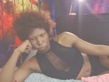 Phereberry Chaturbate stream image from April 16, 2025