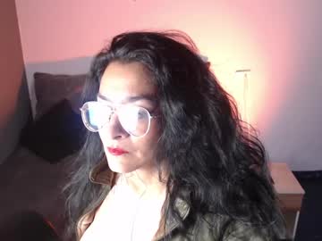 Leabigboobs Chaturbate stream image from April 16, 2025