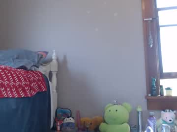 Smoothvodka Chaturbate stream image from April 16, 2025