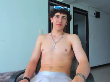 Kerver_Boy Chaturbate stream image from April 16, 2025