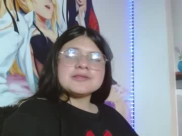 Mckennahot303av Chaturbate stream image from April 16, 2025