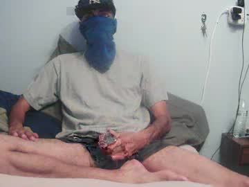 Sinn3r702 Chaturbate stream image from April 16, 2025
