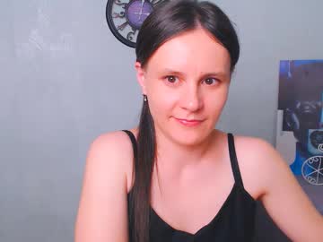 Valeriafett_ Chaturbate stream image from April 16, 2025