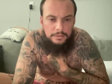 Whitemandingo92 Chaturbate stream image from April 16, 2025