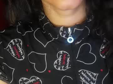 Ayeshasinghania Chaturbate stream image from April 16, 2025