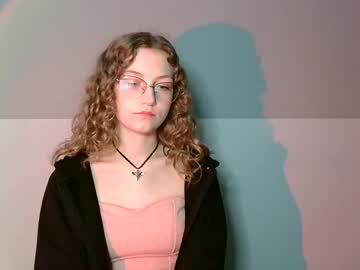 Lily_Tayberry Chaturbate stream image from April 16, 2025