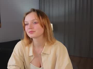 Loiscodling Chaturbate stream image from April 16, 2025