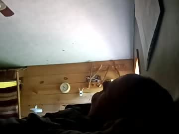 Mack9875 Chaturbate stream image from April 16, 2025