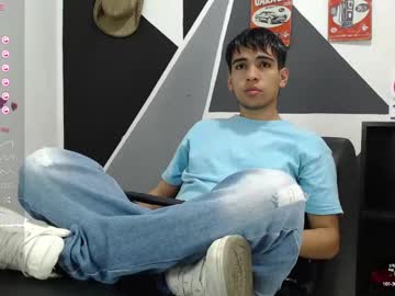 Zack_Xtreme Chaturbate stream image from April 16, 2025