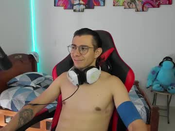 Gametommy Chaturbate stream image from April 16, 2025