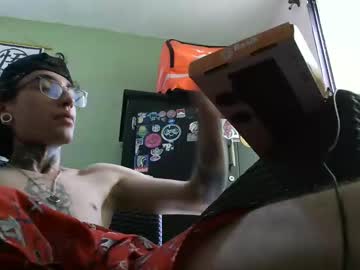 Gatomarin1 Chaturbate stream image from April 16, 2025