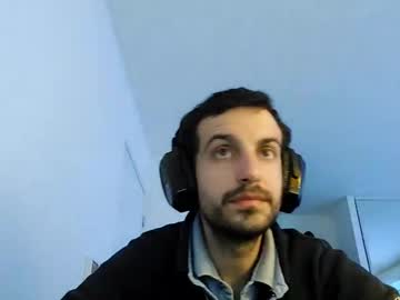 Softndwear Chaturbate stream image from April 16, 2025