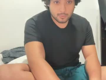 Bde99x Chaturbate stream image from April 16, 2025