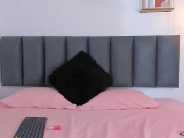 Eva_Adams22 Chaturbate stream image from April 16, 2025