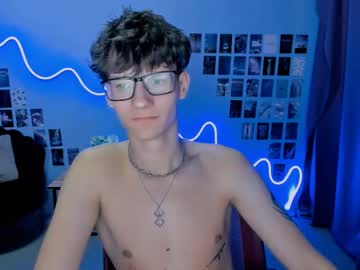 Garry_Lover Chaturbate stream image from April 16, 2025