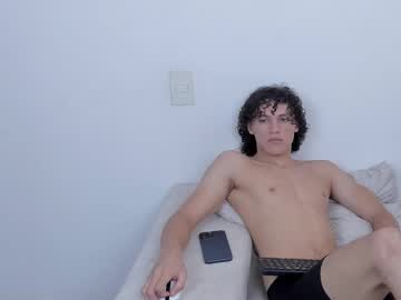 Laureent__ Chaturbate stream image from April 16, 2025