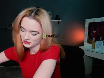 Liana_Kisses Chaturbate stream image from April 16, 2025