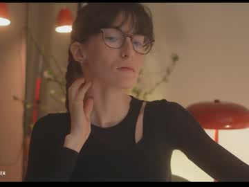 Urfavflwers Chaturbate stream image from April 16, 2025