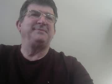 Coffee90028 Chaturbate stream image from April 16, 2025