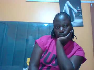 Ladyblossoms19 Chaturbate stream image from April 16, 2025