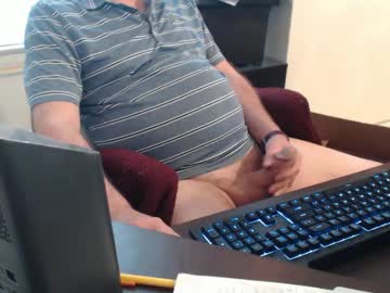 Pghhorny2 Chaturbate stream image from April 16, 2025