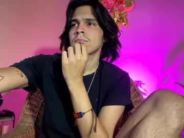 Cristopher_069 Chaturbate stream image from April 16, 2025