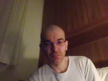 Tommycorner Chaturbate stream image from April 16, 2025