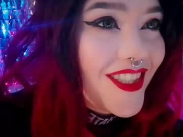 Wickedxqueen Chaturbate stream image from April 16, 2025