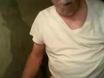 Isfuntochathere Chaturbate stream image from April 16, 2025