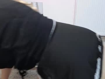 Katiepov Chaturbate stream image from April 16, 2025