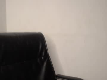 Lick_Pussyjuice Chaturbate stream image from April 16, 2025