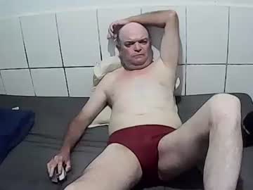 Bolado23 Chaturbate stream image from April 17, 2025
