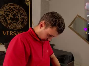 Desmond_Clark Chaturbate stream image from April 17, 2025