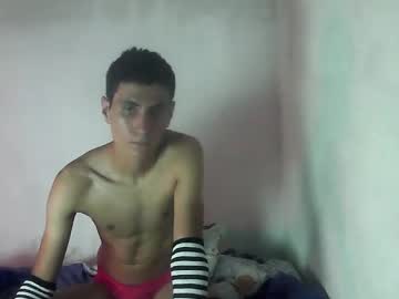 Trifemboy Chaturbate stream image from April 17, 2025