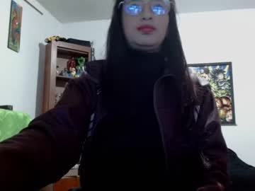 Julietaqueen18 Chaturbate stream image from April 17, 2025
