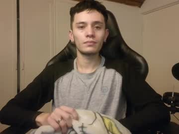 Mr_Andresr Chaturbate stream image from April 17, 2025
