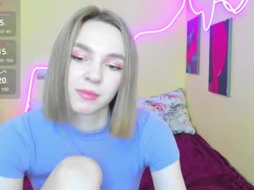 Nessadiaz Chaturbate stream image from April 17, 2025