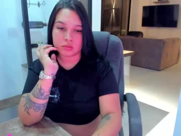 Sabrinahills_ Chaturbate stream image from April 17, 2025