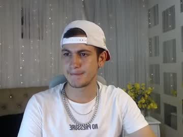 Cerokershelby Chaturbate stream image from April 17, 2025