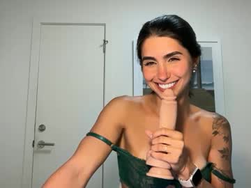 Jeangreybianca Chaturbate stream image from April 17, 2025