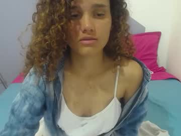Alejandravenera Chaturbate stream image from April 17, 2025