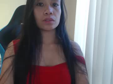 Delicious_Bell Chaturbate stream image from April 17, 2025