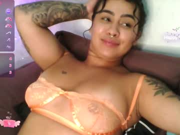 Pollycrush Chaturbate stream image from April 17, 2025