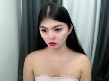 Angelari_Slut Chaturbate stream image from April 17, 2025
