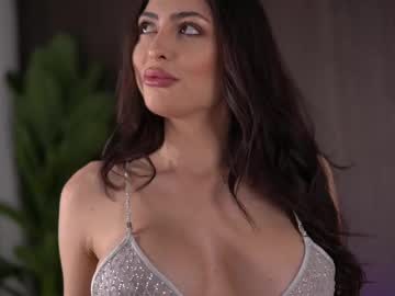 Chloedevinex Chaturbate stream image from April 17, 2025