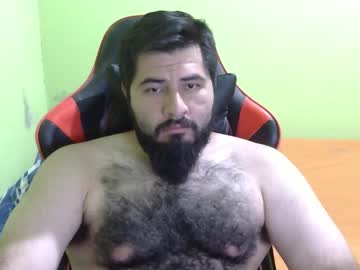 Daviddelz Chaturbate stream image from April 17, 2025