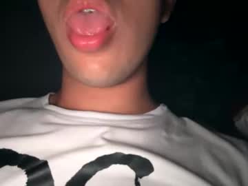 Julislt05 Chaturbate stream image from April 17, 2025